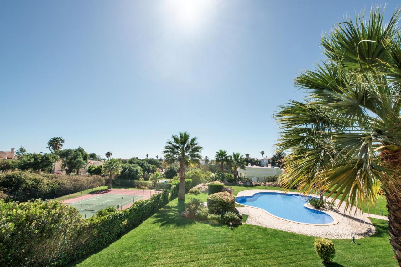 Luxurious First Floor Apartment Sleeps 4 Carvoeiro  Buitenkant foto
