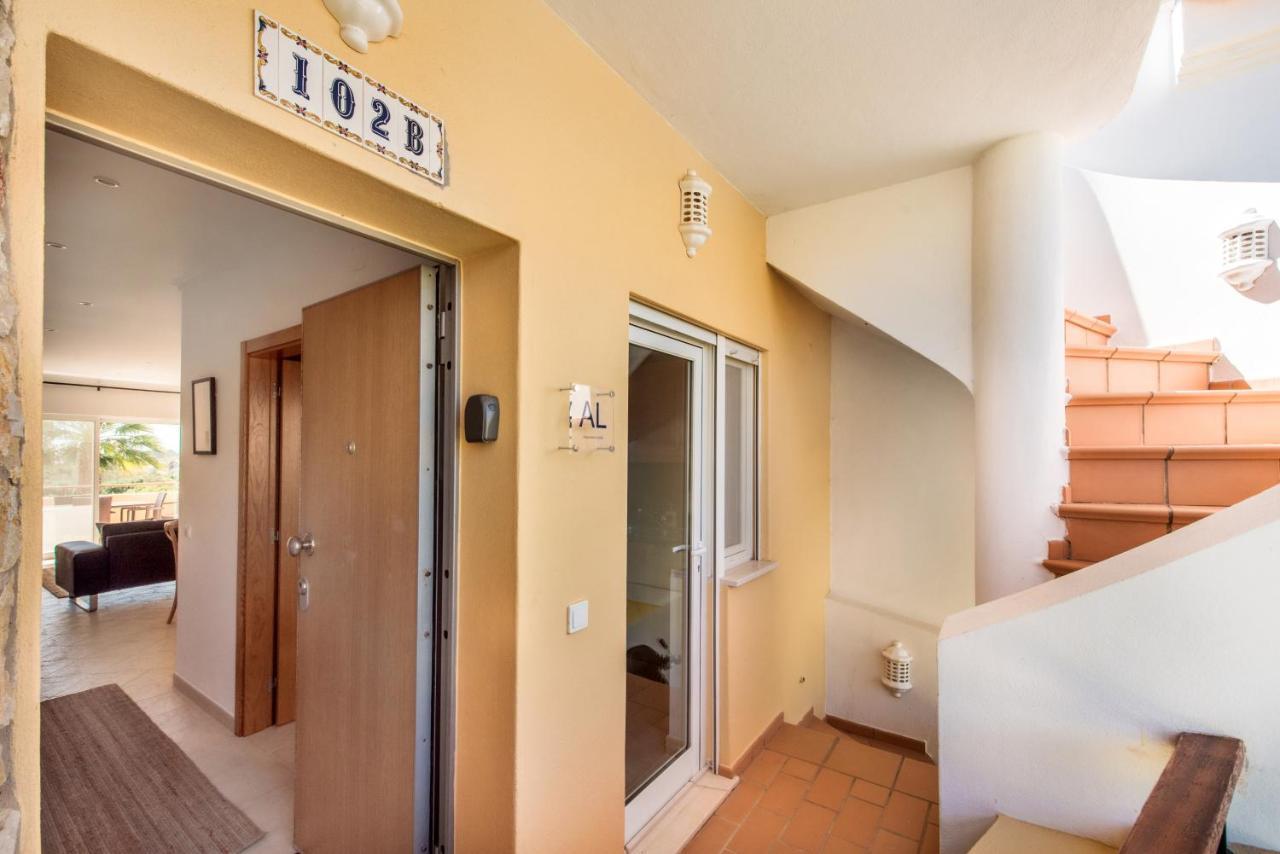 Luxurious First Floor Apartment Sleeps 4 Carvoeiro  Buitenkant foto